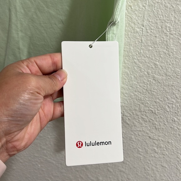 LULULEMON Shoulder Cut-Out Yoga Tank Top - Picture 9 of 9